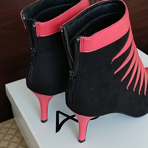 Ashro Greccia Bootie Boots - Picture 9 of 9